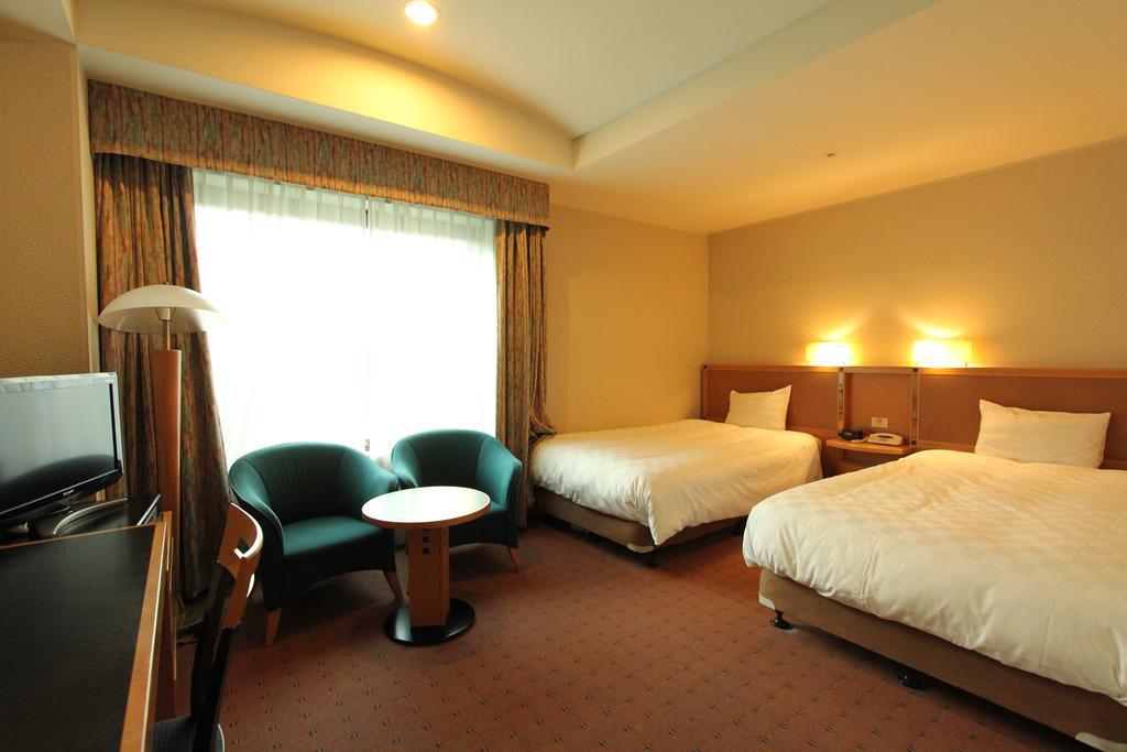Hotel Nagoya Garden Palace Exterior foto